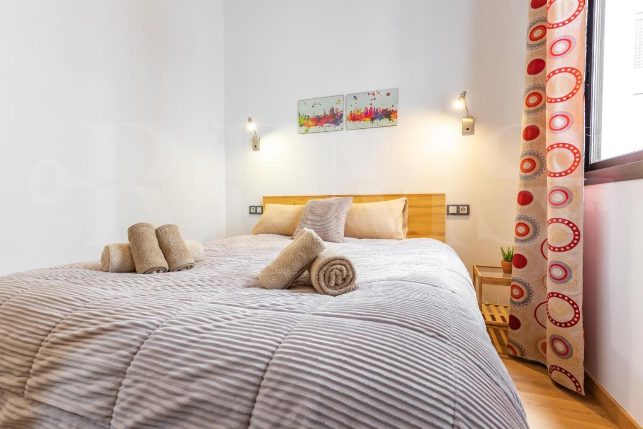 Апартаменты Cozy Flat With Common Pool & Parking - Center By Rems Малага Экстерьер фото
